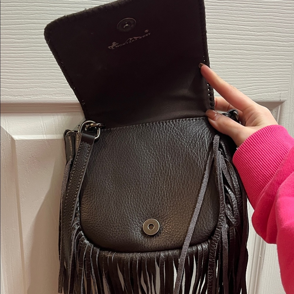 Montana west Fringed Brown Leather Crossbody Bag - Picture 2 of 4
